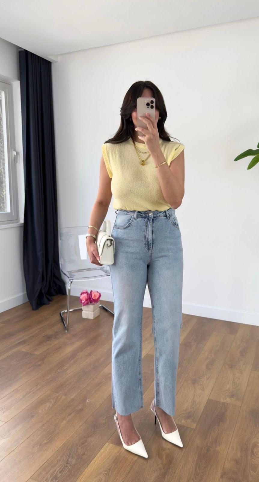 Kesik Paça Straight Jean